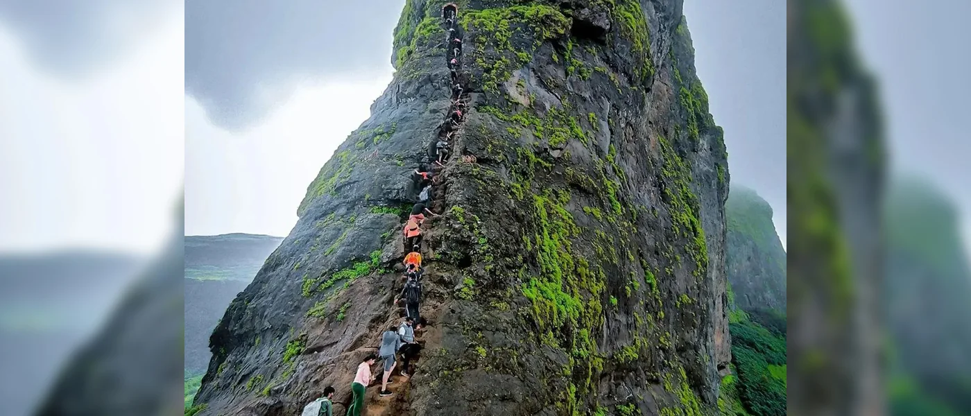 Beach rappelling film still